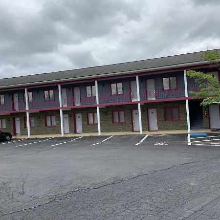 Travelodge By Wyndham Strasburg/Lancaster Amish Country المظهر الخارجي الصورة
